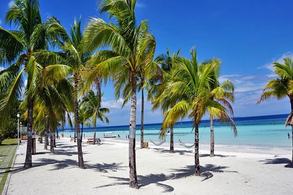 Bohol Beach Club Island Paradise White Sandy The Beach Is Bohol Club S Greatest Et It Stretches 1 5 Kilometers With Pure White Sand And Lies In Middle Area