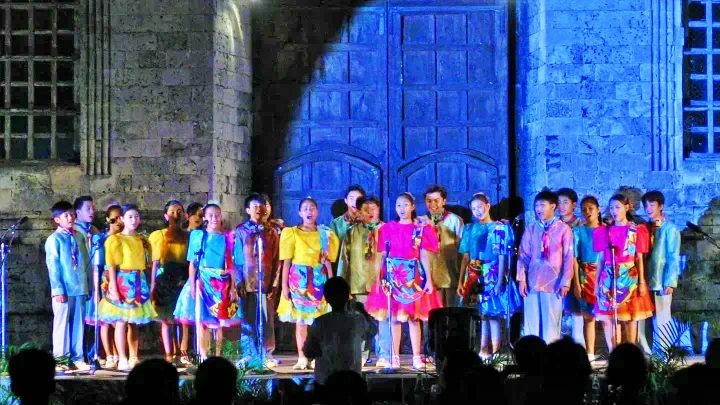 Loboc Children's Choir